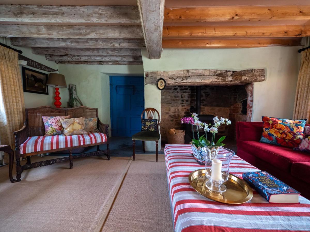 Country Cottage With Spa, Catering, Gardens, Nature Reserve Walks - Free Parking, Self Checkin Scunthorpe Exterior foto