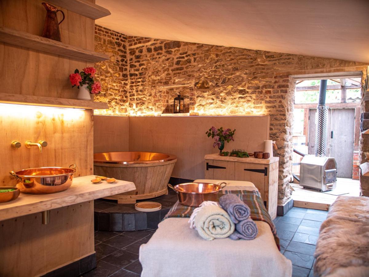 Country Cottage With Spa, Catering, Gardens, Nature Reserve Walks - Free Parking, Self Checkin Scunthorpe Exterior foto